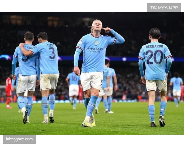 哈兰德点射建功，曼城半场1-0暂时领先拜仁